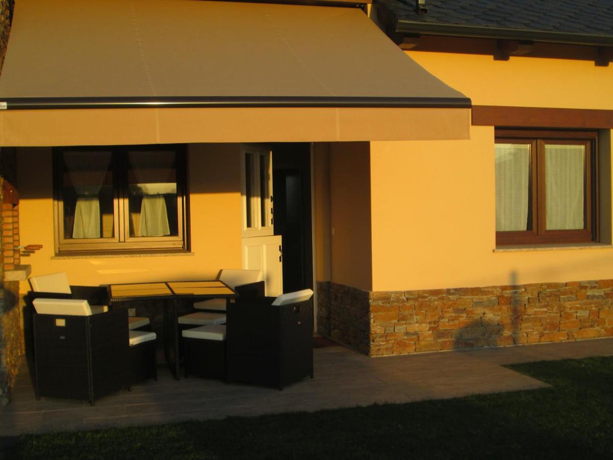 Apartamentos Fonte Villar Навия Экстерьер фото