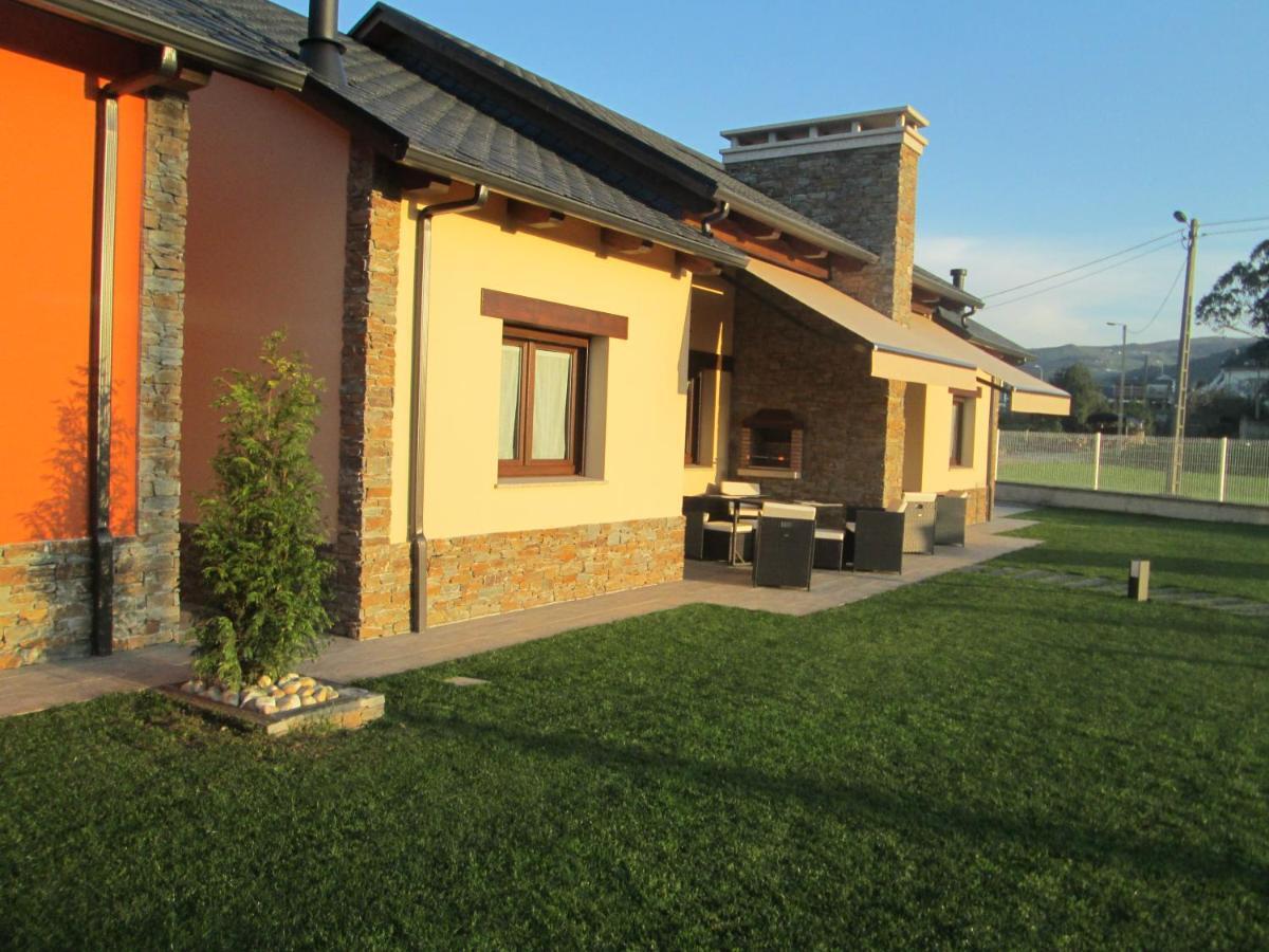 Apartamentos Fonte Villar Навия Экстерьер фото